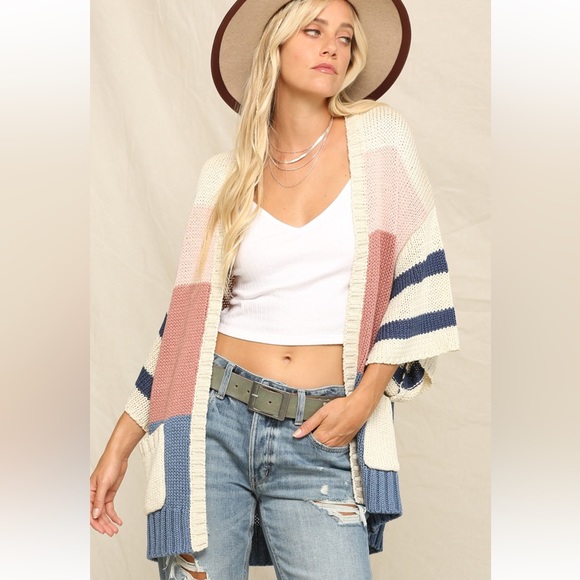 New in Boho Drapery Colorblock Wide Sleeve Open Front Cardigan - Picture 2 of 8